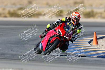 media/Jan-09-2022-SoCal Trackdays (Sun) [[2b1fec8404]]/Turn 11 (935am)/